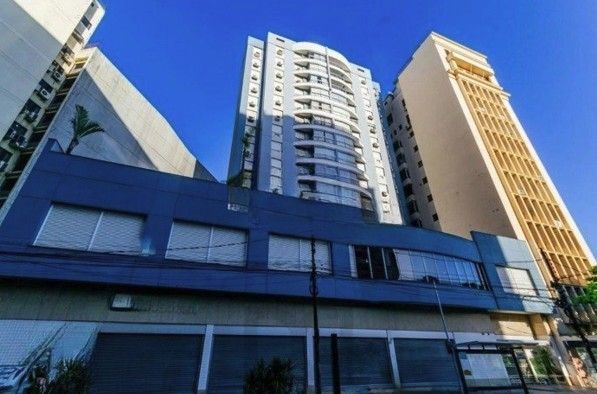Apartamento de frente com vista panorâmica, sacada,3 dormitórios,1suíte para venda no bairro Centro Histórico em Porto Alegre/RS. — foto 36