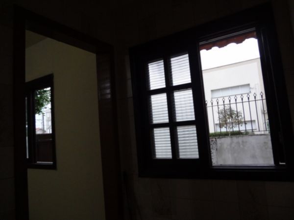 Casa para Venda - 190m², 3 dormitórios, sendo 1 suites, 1 vaga - Partenon — foto 18