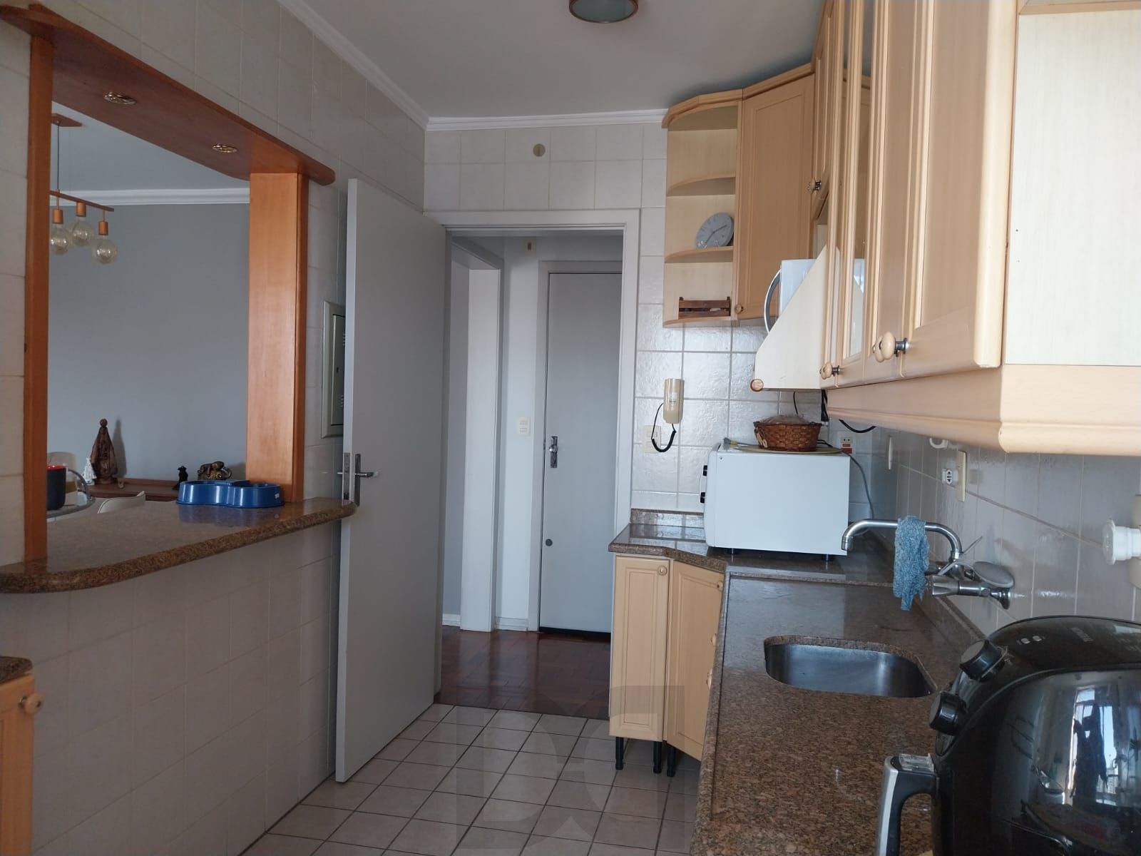 Apartamento de 2 dormitórios com vaga de garagem e sacada no Bairro Santana — foto 17