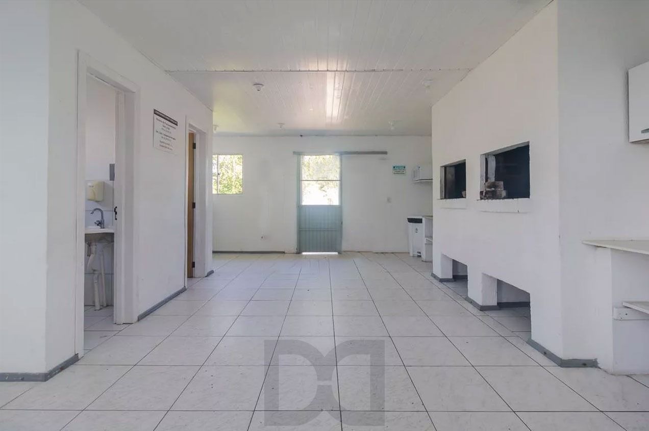 Excelente apartamento de 2 dormitórios, desocupado para venda no bairro Partenon em Porto Alegre/RS. — foto 18