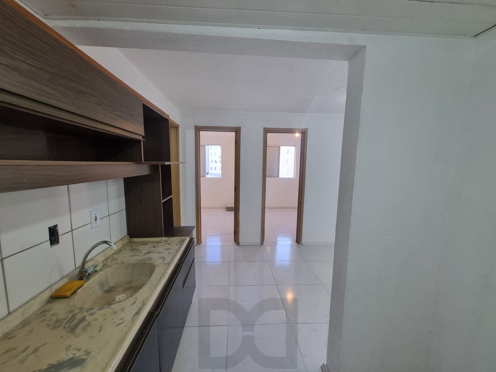 Excelente apartamento de 2 dormitórios, desocupado para venda no bairro Partenon em Porto Alegre/RS. — foto 12
