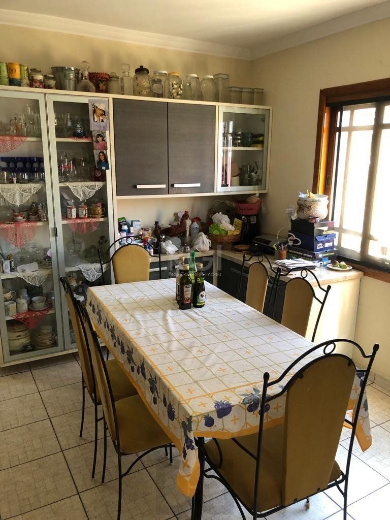 Casa para Venda - 225.91m², 4 dormitórios, sendo 2 suites, 1 vaga - Nonoai — foto 11