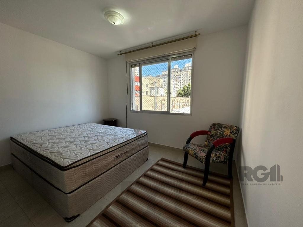 Apartamento de 72m² com 2 dormitórios, no bairro no bairro Mont Serrat. — foto 10
