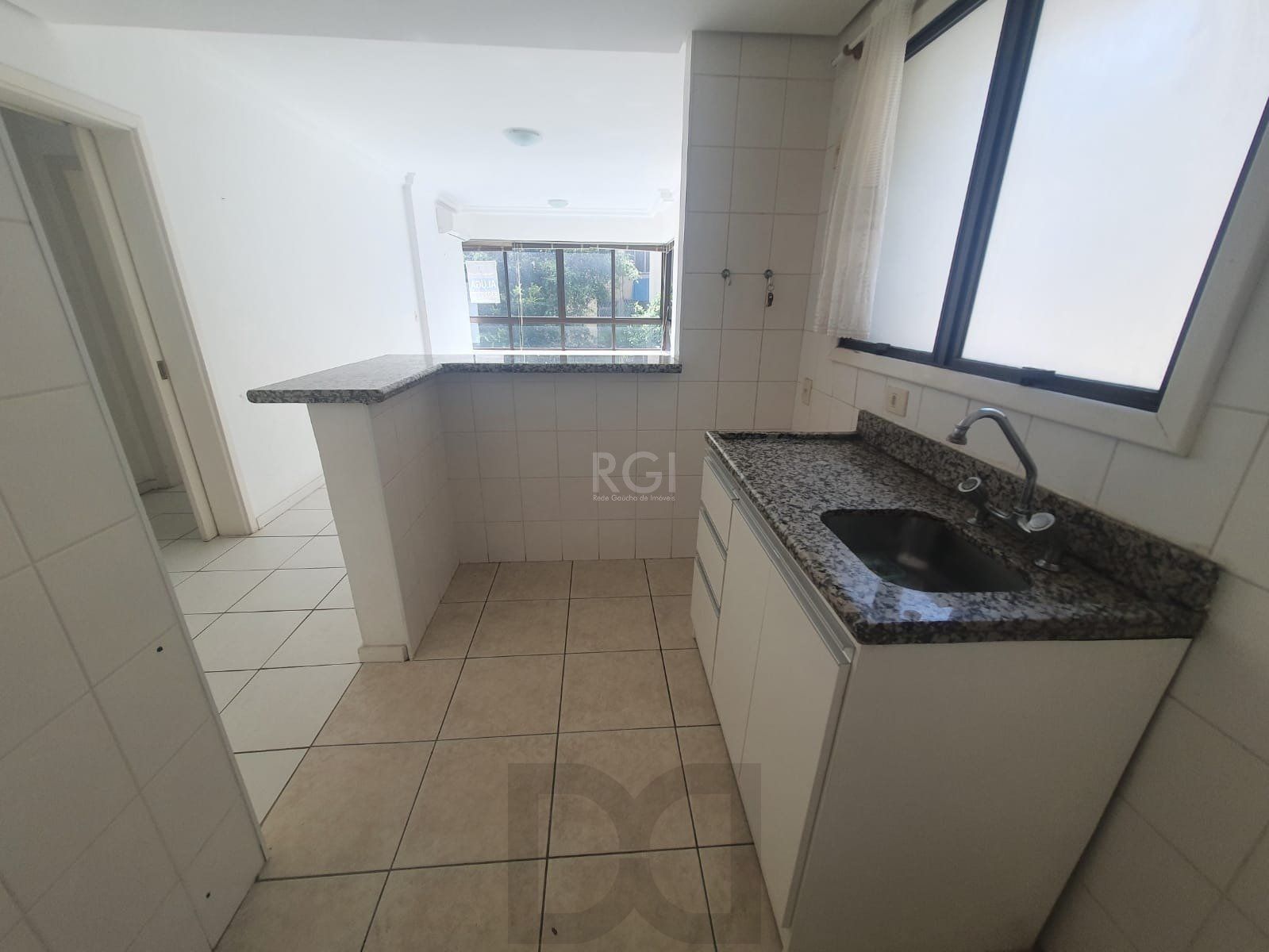 Apartamento para Venda - 90m², 2 dormitórios, 1 vaga - Mont Serrat — foto 4