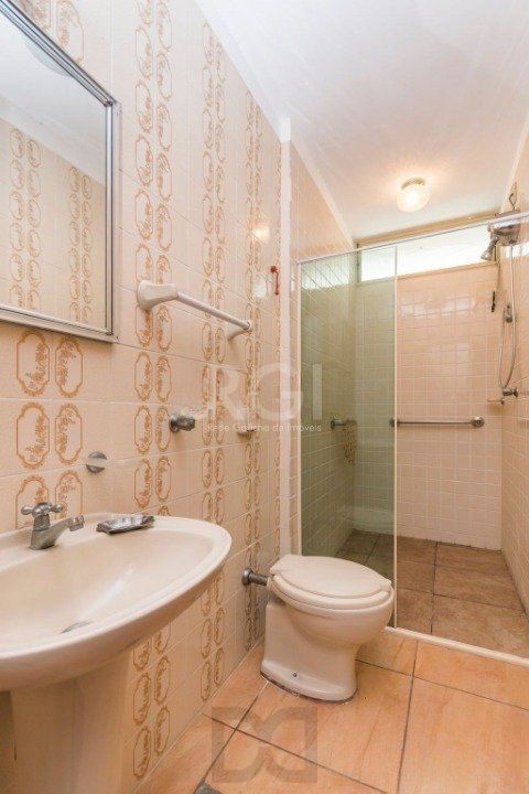 Casa para Venda - 247m², 4 dormitórios, sendo 1 suites, 5 vagas - Glória — foto 32