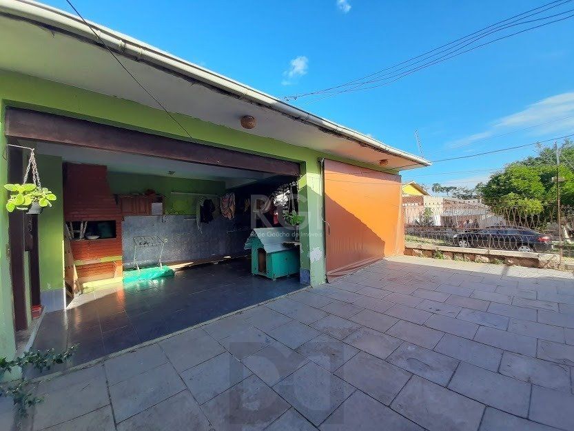 Casa para Venda - 184m², 4 dormitórios, sendo 1 suites, 5 vagas - Cavalhada — foto 3