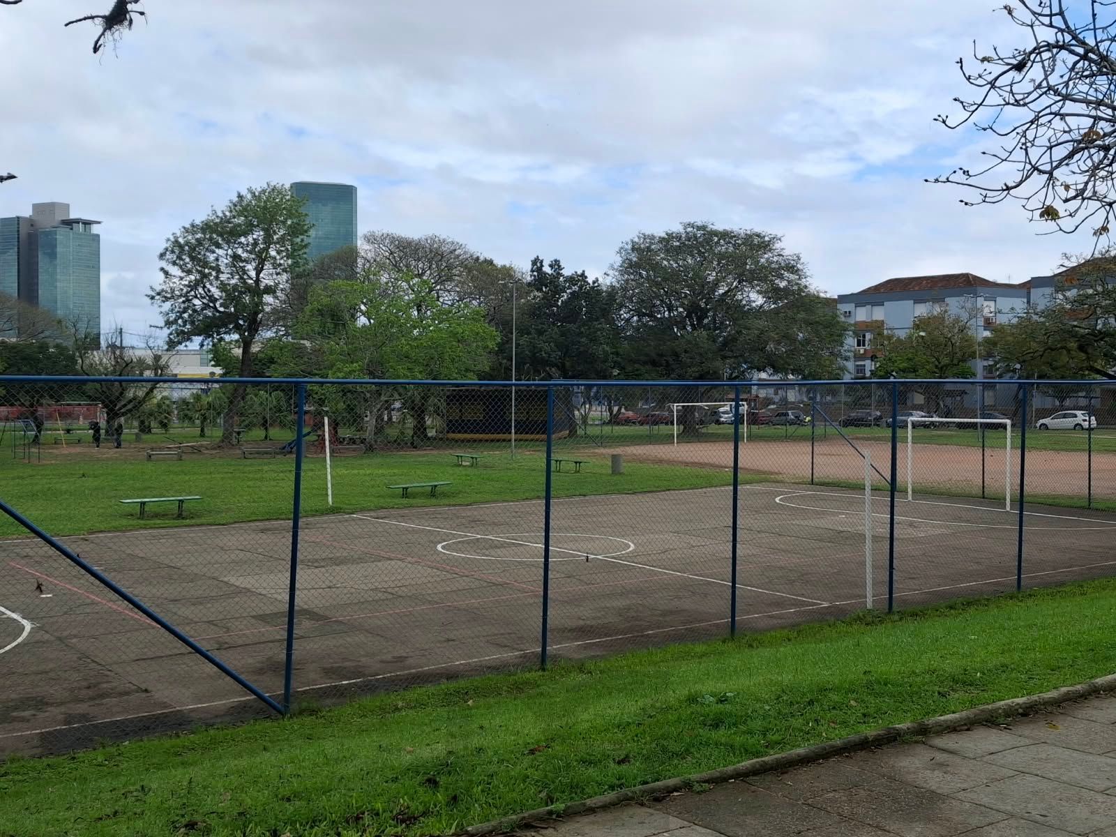 Apartamento de 2 dormitorios com vaga rotativa , no Cristal — foto 18