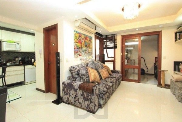 Casa sobrado em Condomínio com 4 pisos de 3 dormitórios sendo 3 suítes para venda na Av. Lucas de Oliveira no bairro Bela Vista em Porto Alegre/RS. — foto 4