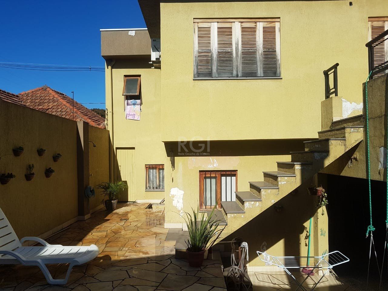 Casa para Venda - 300m², 4 dormitórios, sendo 1 suites, 2 vagas - Glória — foto 36