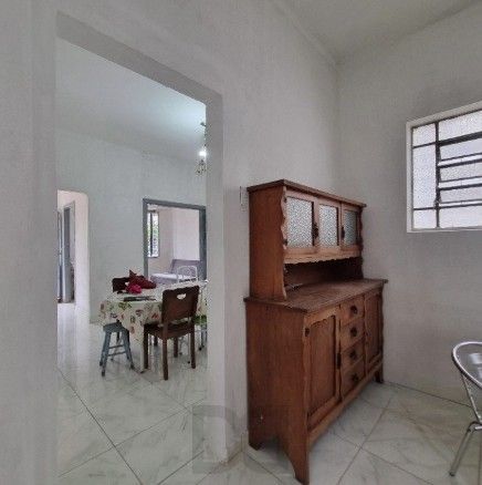 Casa de 4 dormitórios, 2 banheiros para venda pronta para morar no bairro Partenon em Porto Alegre/RS. — foto 18