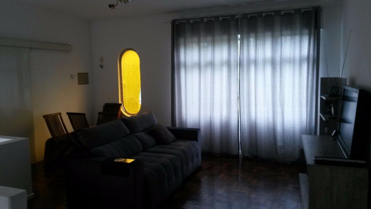 Casa para Venda - 280m², 5 dormitórios, sendo 3 suites, Cidade Baixa — foto 2
