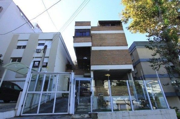 Casa sobrado em Condomínio com 4 pisos de 3 dormitórios sendo 3 suítes para venda na Av. Lucas de Oliveira no bairro Bela Vista em Porto Alegre/RS. — foto 21