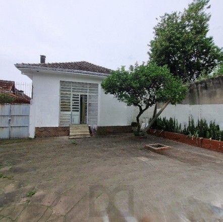 Casa de 4 dormitórios, 2 banheiros para venda pronta para morar no bairro Partenon em Porto Alegre/RS. — foto 28