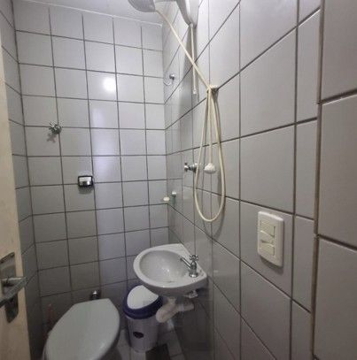 Apartamento de 2 dormitórios, semi mobiliado, ensolarado para venda no bairro Cidade Baixa em Porto Alegre/RS. — foto 12