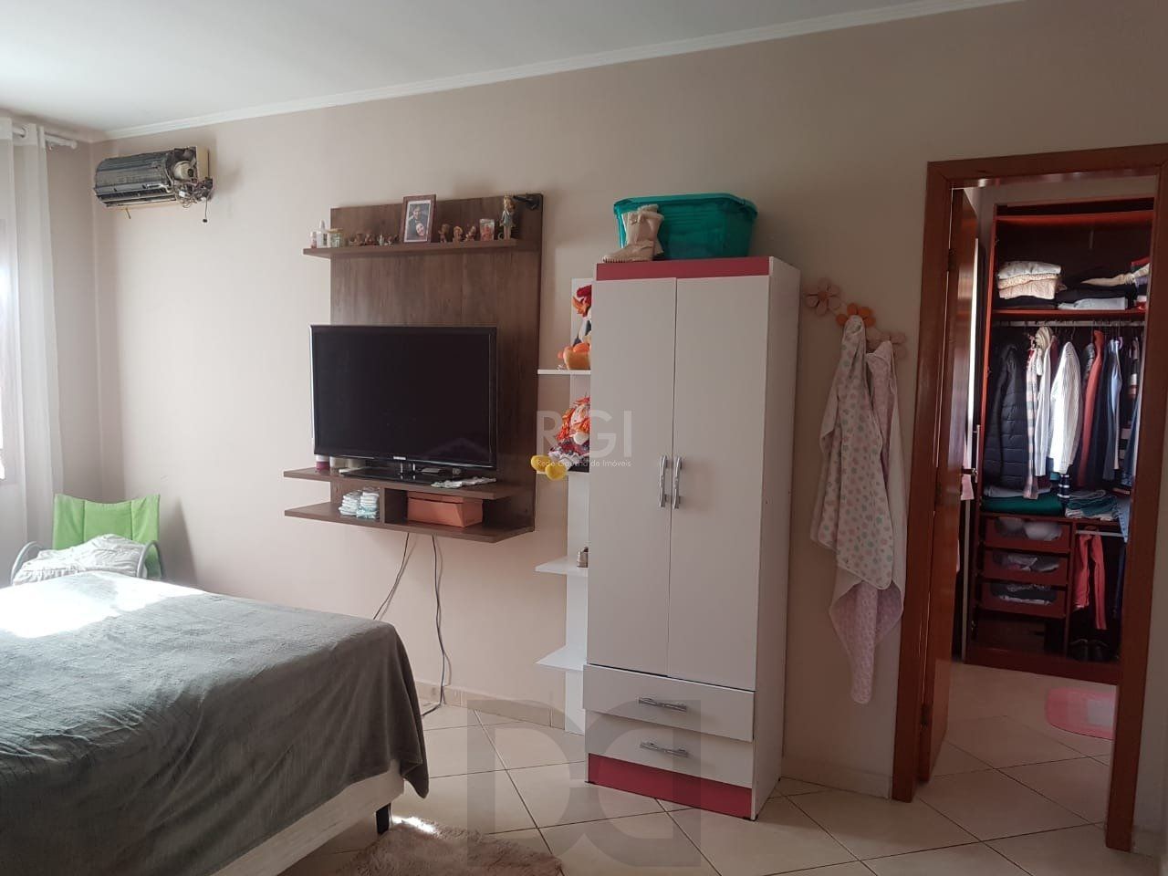 Casa para Venda - 300m², 4 dormitórios, sendo 1 suites, 2 vagas - Glória — foto 23