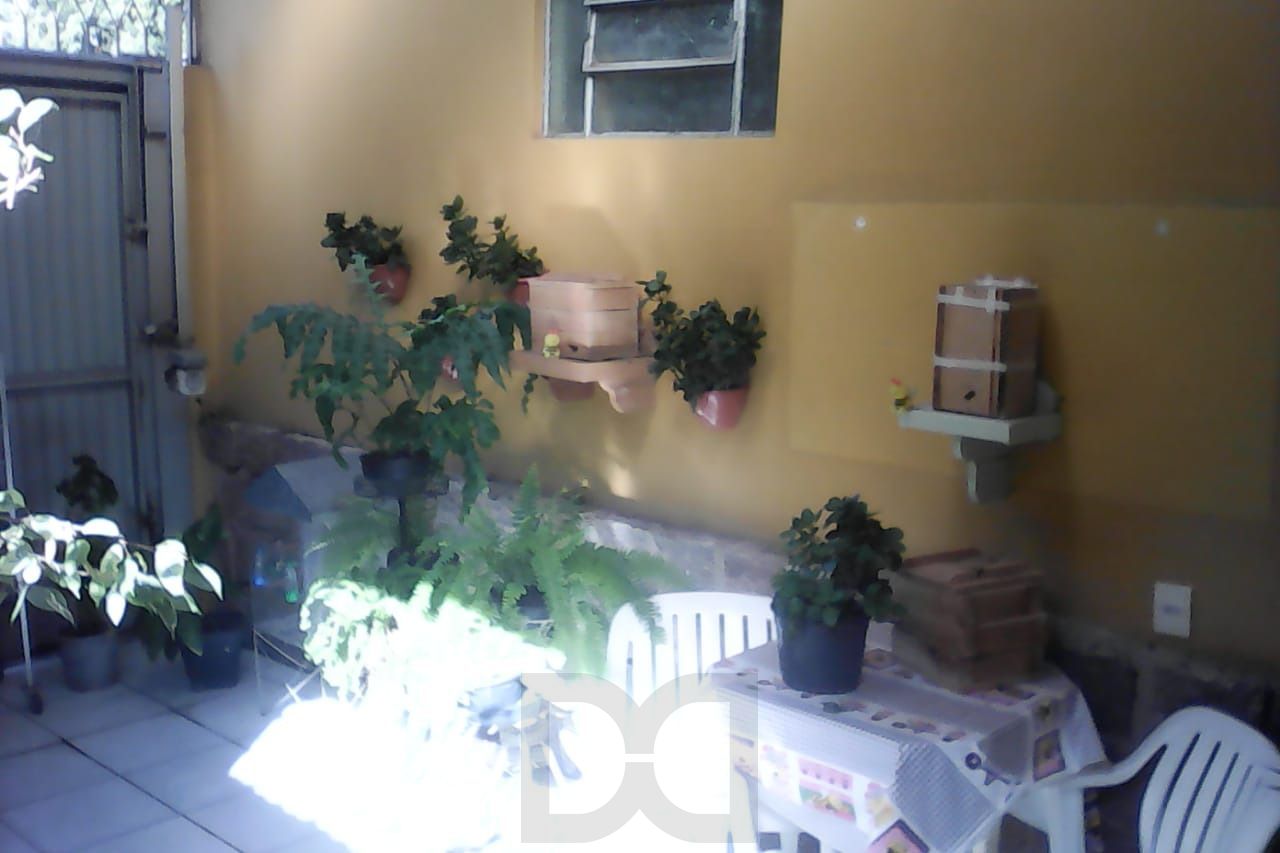 Casa para Venda - 300m², 3 dormitórios, 2 vagas - Partenon — foto 4