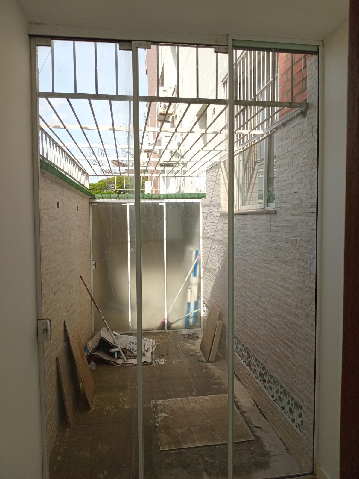 Apartamento de 3 quartos com vaga no bairro Teresópolis — foto 11