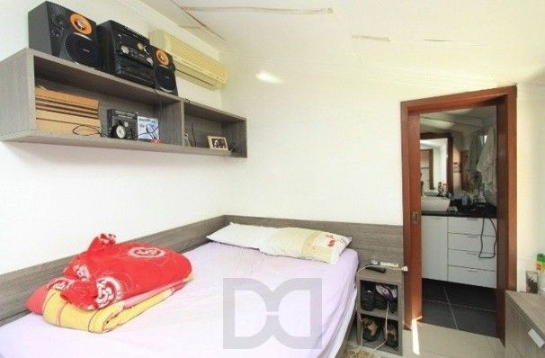 Casa sobrado em Condomínio com 4 pisos de 3 dormitórios sendo 3 suítes para venda na Av. Lucas de Oliveira no bairro Bela Vista em Porto Alegre/RS. — foto 11