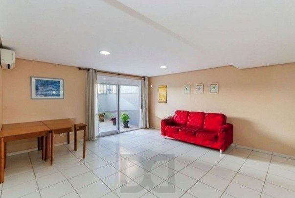 Apartamento de frente com vista panorâmica, sacada,3 dormitórios,1suíte para venda no bairro Centro Histórico em Porto Alegre/RS. — foto 31