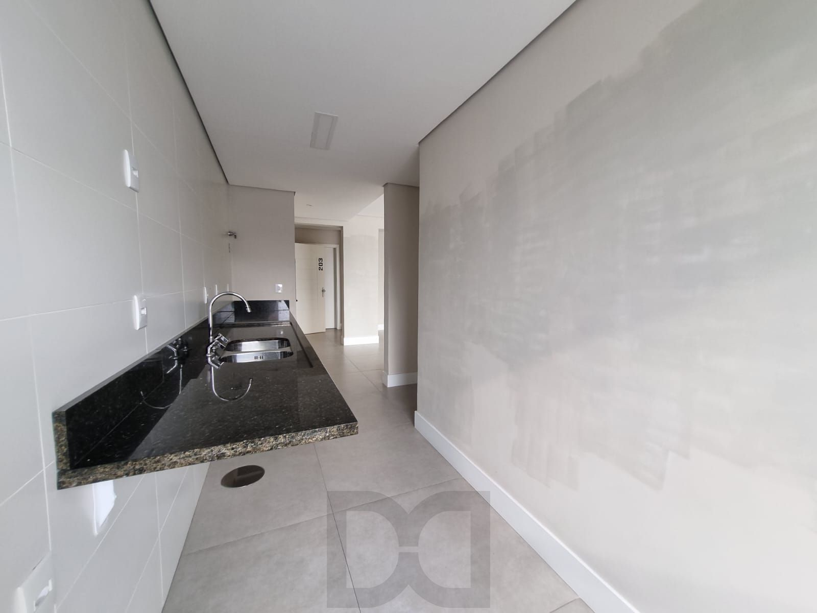 Apartamento garden com 3 suites no Cristal — foto 17