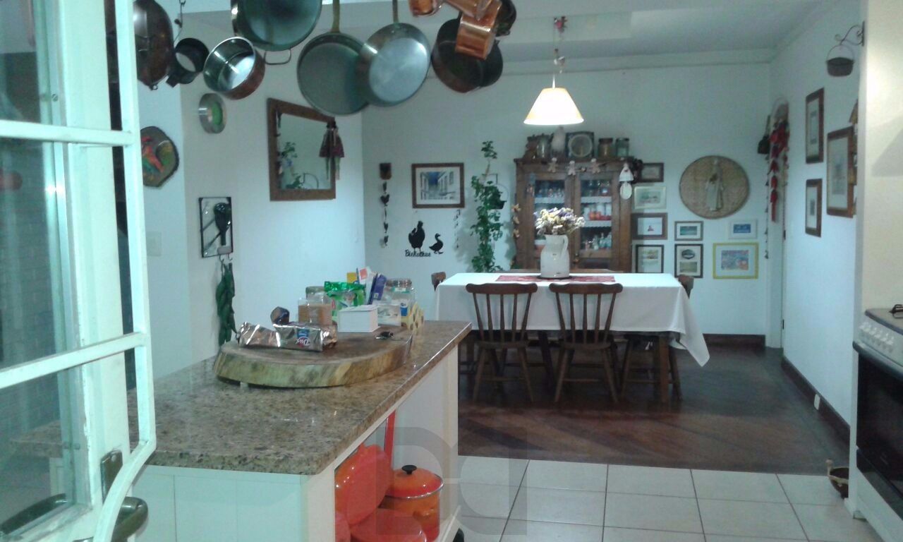 Casa para Venda - 430m², 3 dormitórios, sendo 1 suites, 4 vagas - Jardim Isabel — foto 7