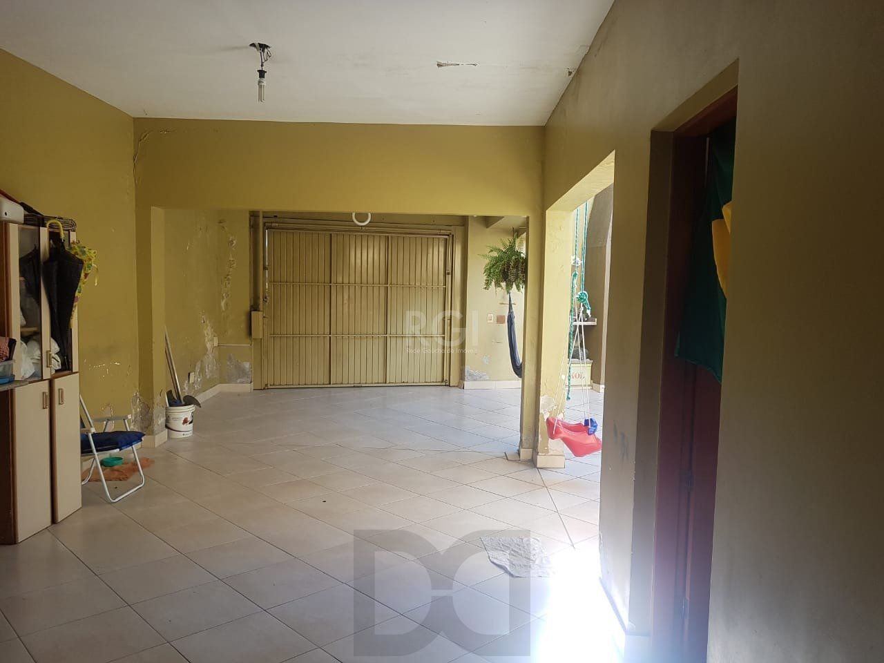 Casa para Venda - 300m², 4 dormitórios, sendo 1 suites, 2 vagas - Glória — foto 13