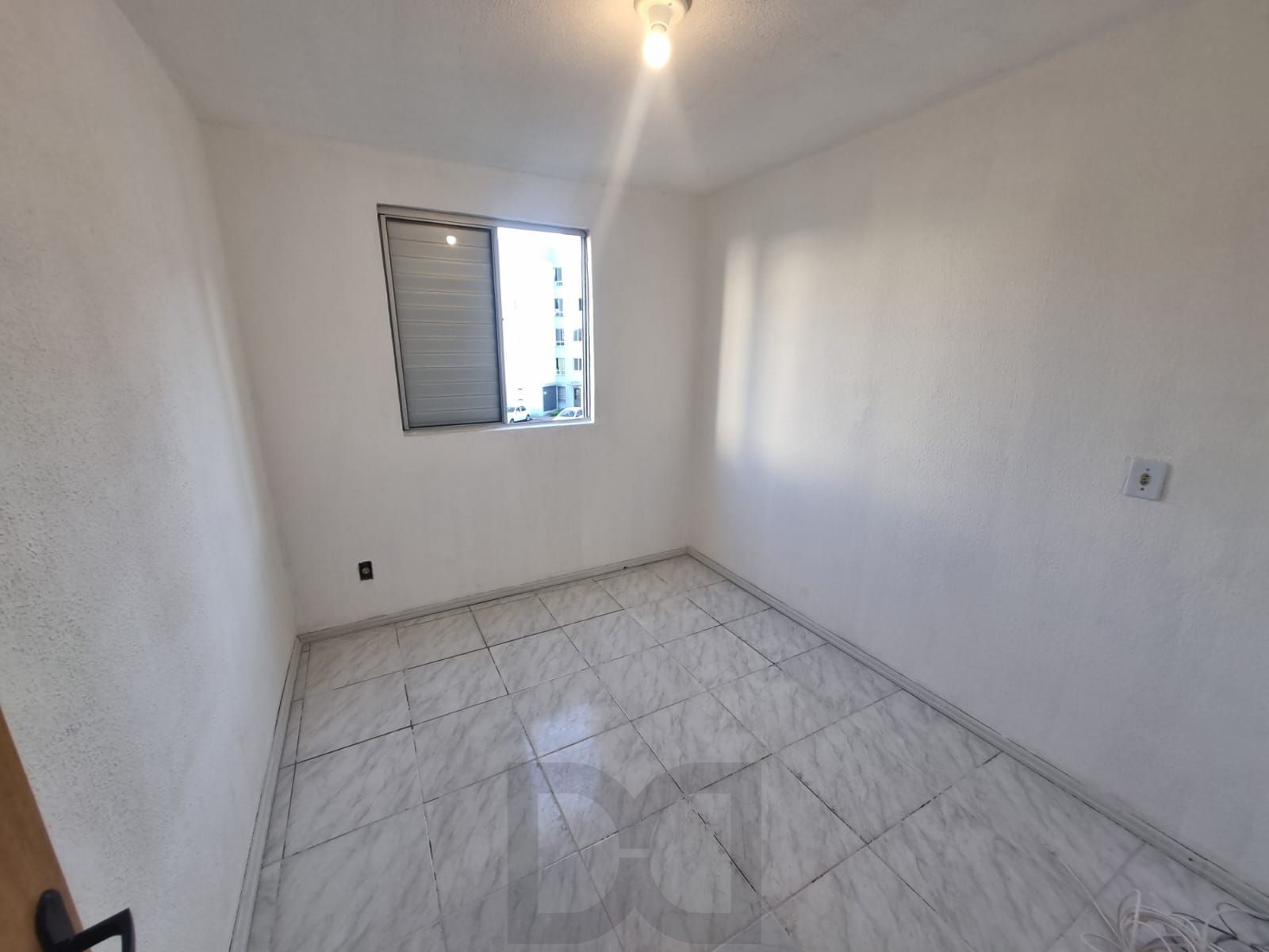 Excelente apartamento de 2 dormitórios, desocupado para venda no bairro Partenon em Porto Alegre/RS. — foto 9