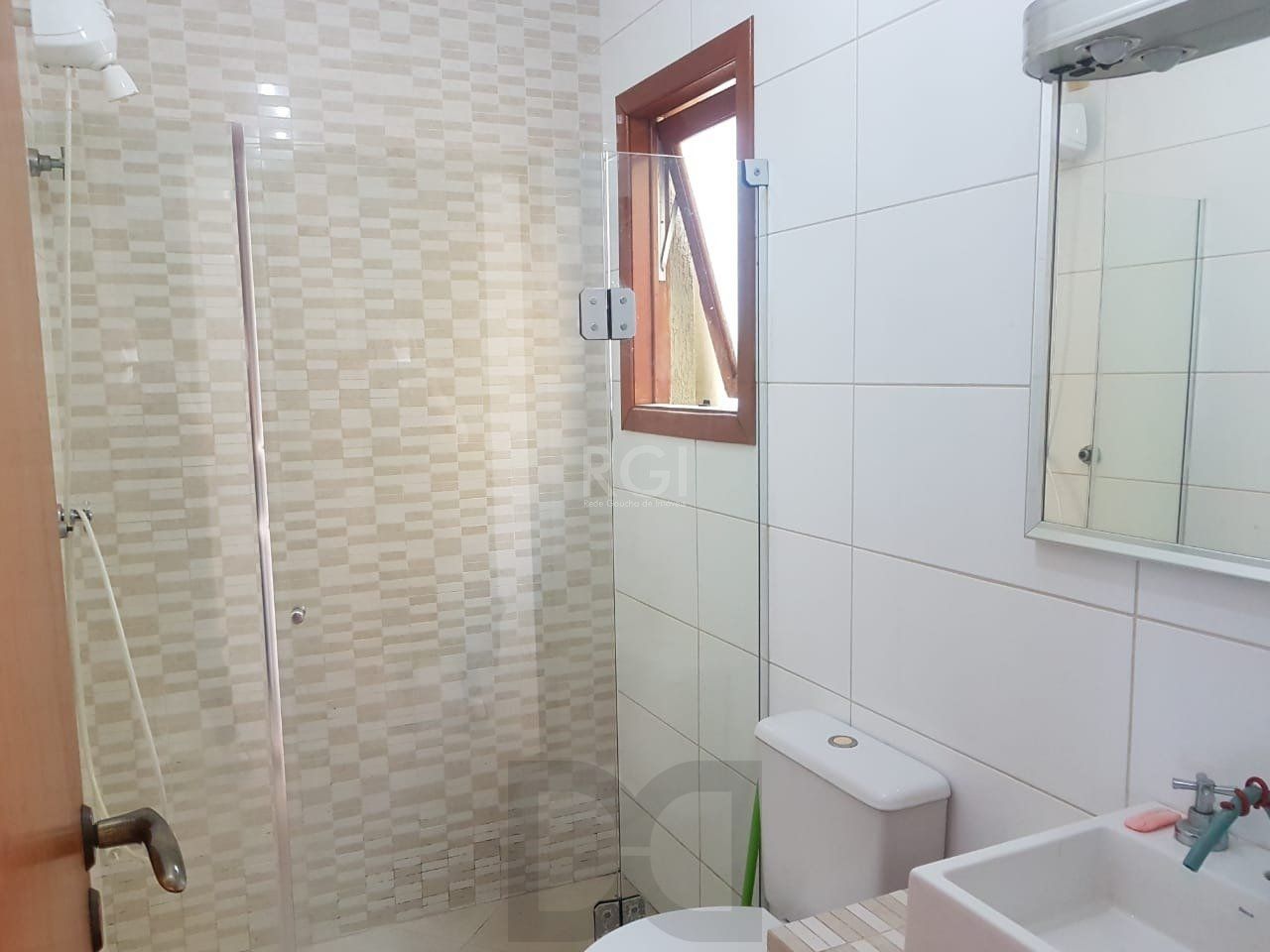 Casa para Venda - 300m², 4 dormitórios, sendo 1 suites, 2 vagas - Glória — foto 24