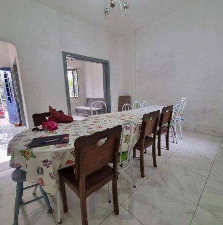 Casa de 4 dormitórios, 2 banheiros para venda pronta para morar no bairro Partenon em Porto Alegre/RS. — foto 15