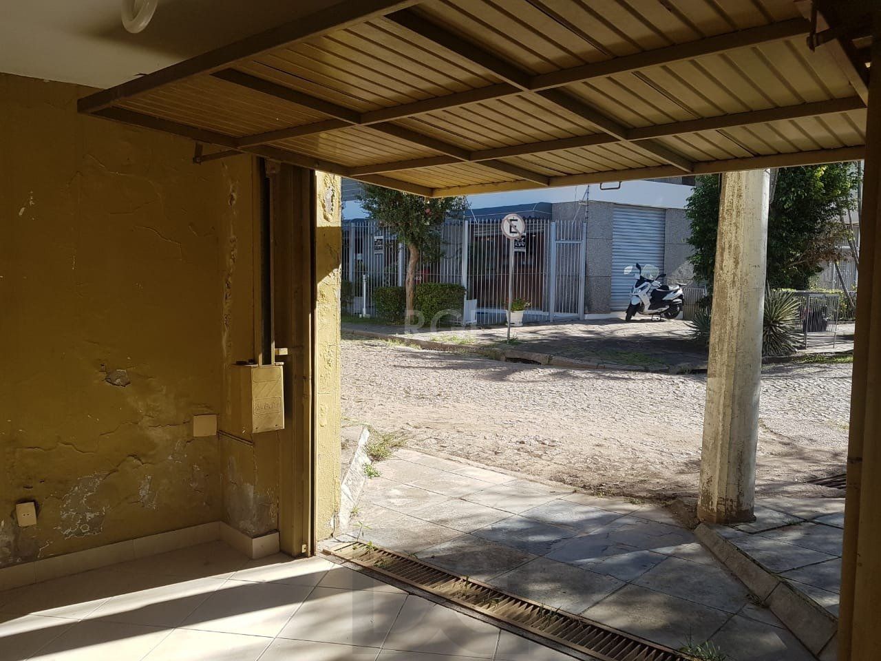 Casa para Venda - 300m², 4 dormitórios, sendo 1 suites, 2 vagas - Glória — foto 41