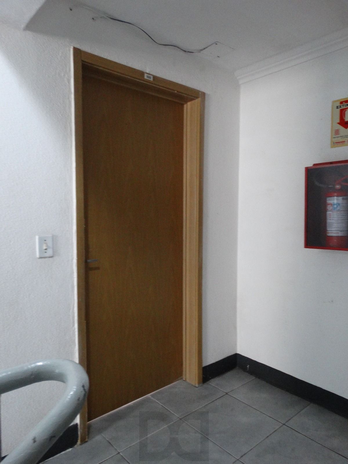 Excelente apartamento de 2 dormitórios, desocupado para venda no bairro Partenon em Porto Alegre/RS. — foto 16