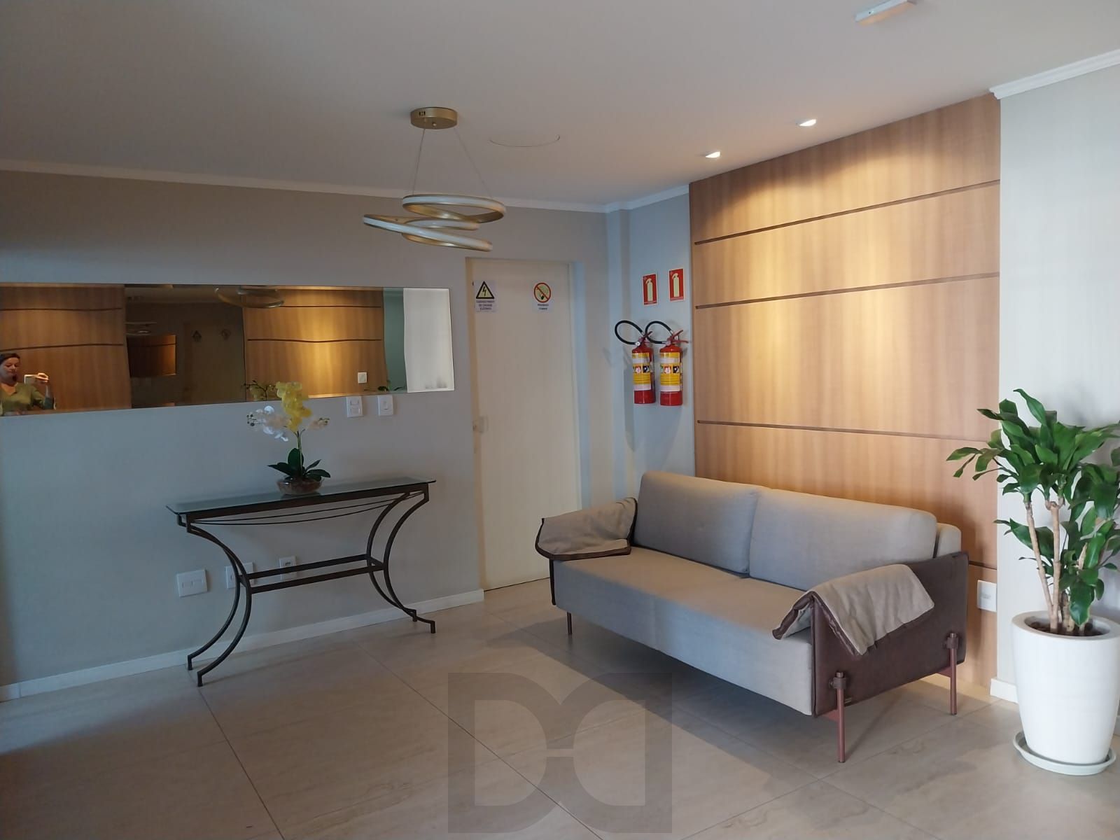 Apartamento de 2 dormitórios com vaga de garagem e sacada no Bairro Santana — foto 28