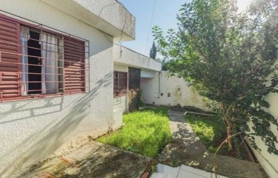 Casa para Venda - 308m², 3 dormitórios, sendo 1 suites, 2 vagas - Coronel Aparício Borges — foto 1