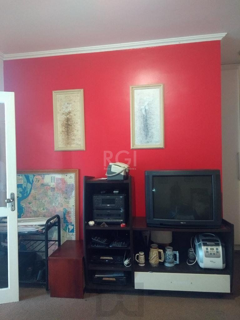 Casa para Venda - 249.86m², 3 dormitórios, sendo 1 suites, 4 vagas - Medianeira — foto 48