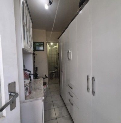 Apartamento de 2 dormitórios, semi mobiliado, ensolarado para venda no bairro Cidade Baixa em Porto Alegre/RS. — foto 9