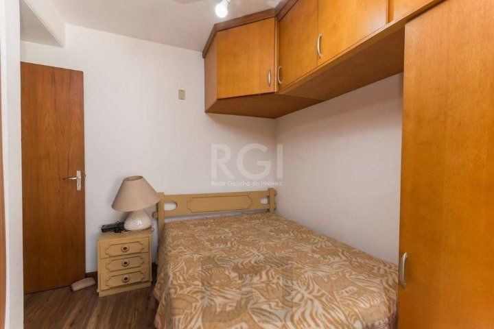 Casa para Venda - 247m², 4 dormitórios, sendo 1 suites, 5 vagas - Glória — foto 22