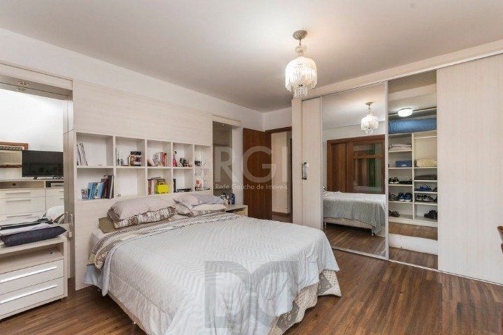 Casa para Venda - 247m², 4 dormitórios, sendo 1 suites, 5 vagas - Glória — foto 19