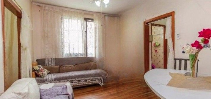 Casa de 3 dormitórios para venda ,estuda imóvel de menor valor no negócio, bairro Partenon em Porto Alegre/RS. — foto 1