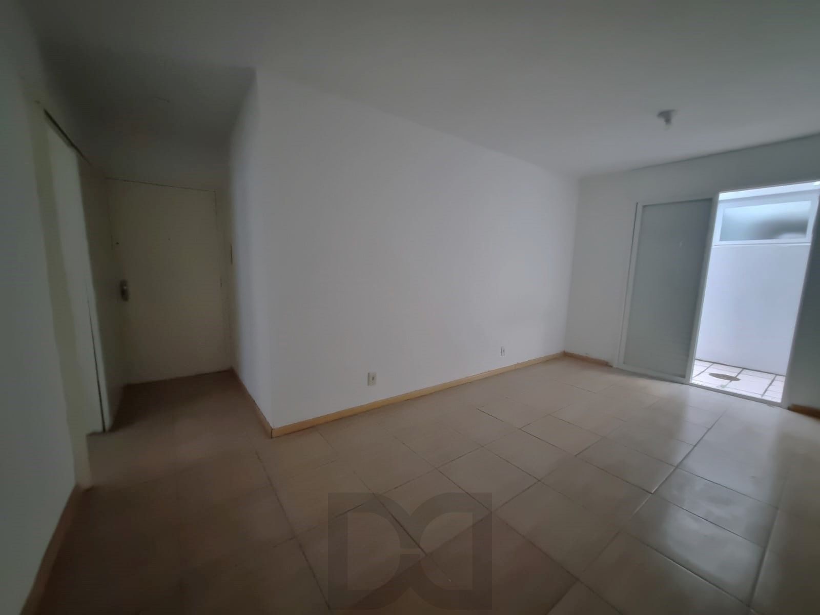 Apartamento a venda com pátio no Bairro Santana — foto 2