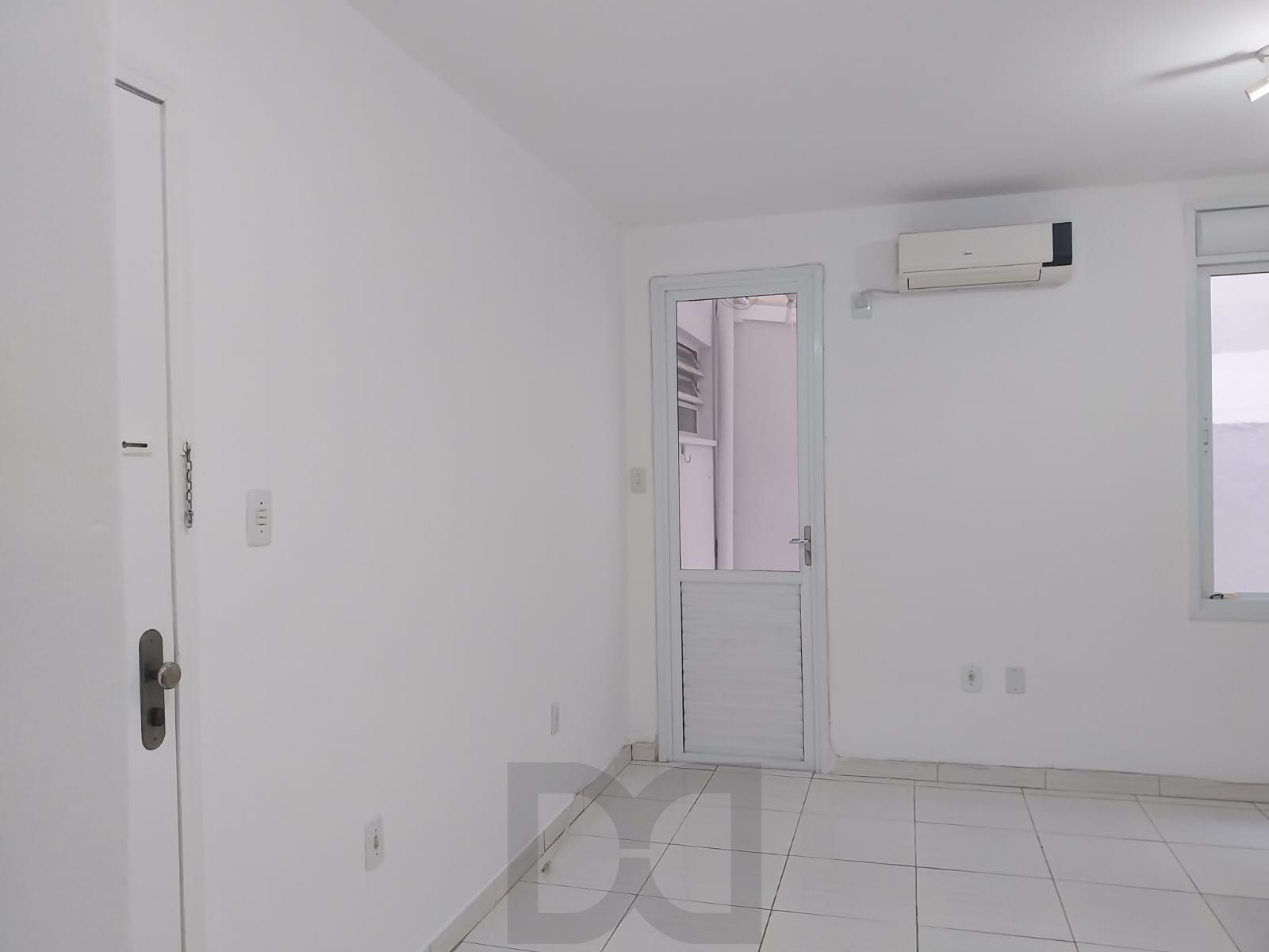 Apartamento JK para Venda -térreo com pátio — foto 2