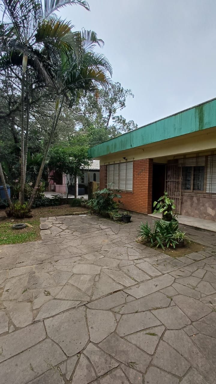 Casa 4 dormitórios, terreno com 1639m² à venda no Morro Santana — foto 1