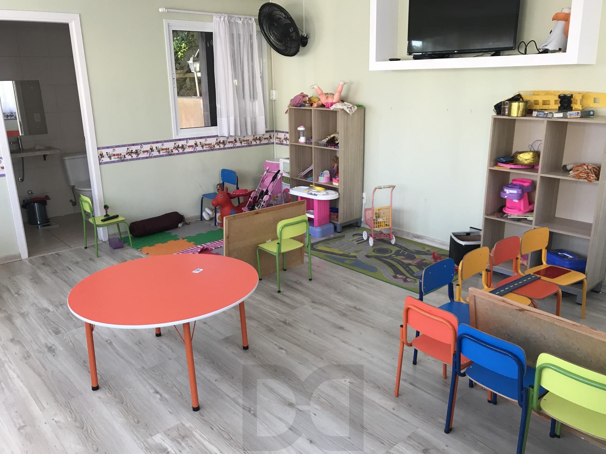 Casa Condominio para Venda - 230.51m², 4 dormitórios, sendo 1 suites, 3 vagas - Pedra Redonda — foto 23
