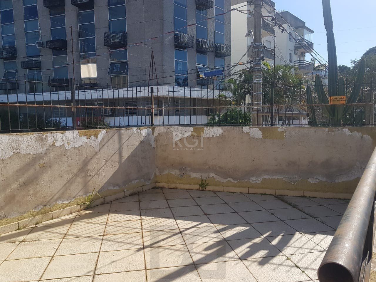 Casa para Venda - 300m², 4 dormitórios, sendo 1 suites, 2 vagas - Glória — foto 35