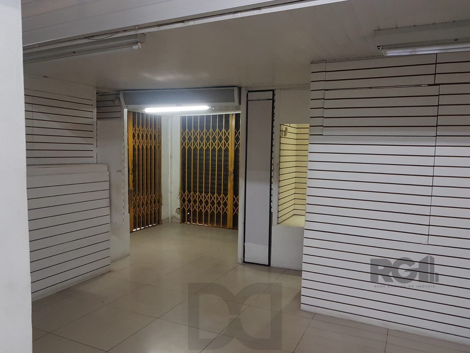 PRÉDIO 300m² PARTENON - R$ 1.430.000,00 — foto 17