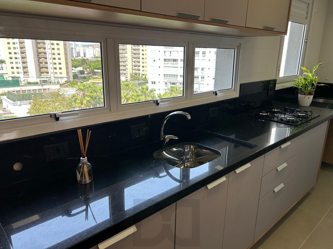 Apartamento 3 suites, 2 vagas, bairro Jardim Europa — foto 5