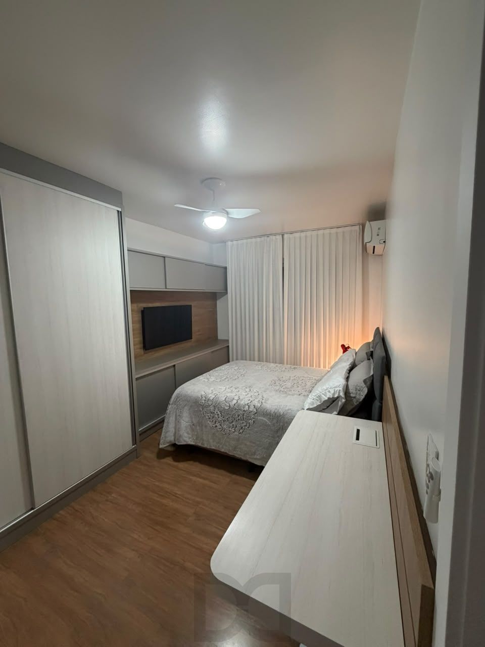 Apartamento de 2 dormitórios semi mobiliado com vaga no Bairro Santana — foto 29