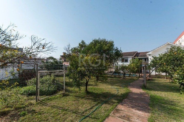 Casa para Venda - 247m², 4 dormitórios, sendo 1 suites, 5 vagas - Glória — foto 42