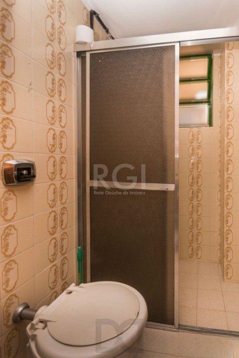 Casa para Venda - 247m², 4 dormitórios, sendo 1 suites, 5 vagas - Glória — foto 36