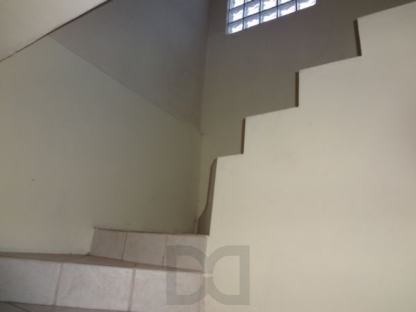 Casa para Venda - 190m², 3 dormitórios, sendo 1 suites, 1 vaga - Partenon — foto 14