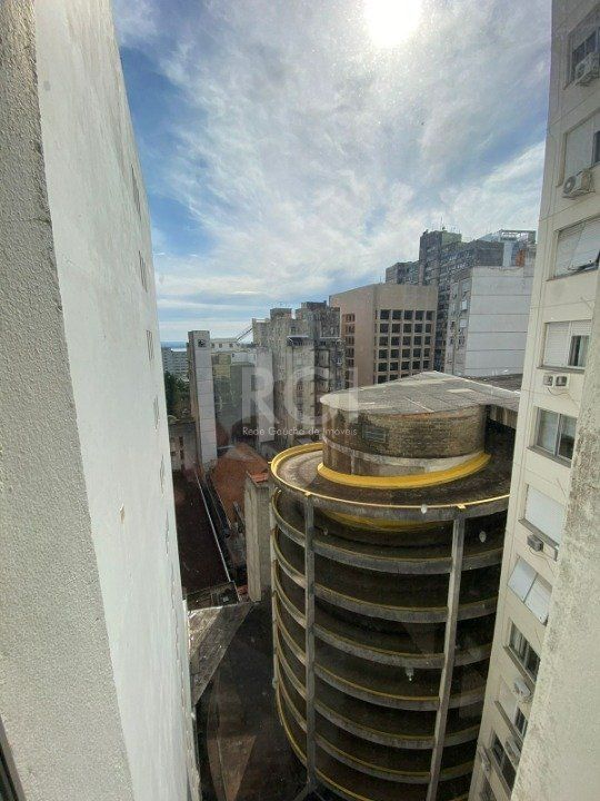 SALA COMERCIAL NO CENTRO HISTÓRICO — foto 39